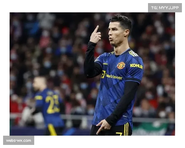 《运动医学杂志》论文：欧冠高强度赛程下，定位球攻防加剧球员头部撞击风险